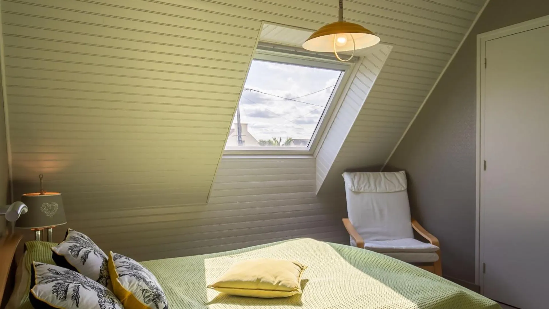 Holiday Home Trouz Ar Mor By Interhome Kerlouan France